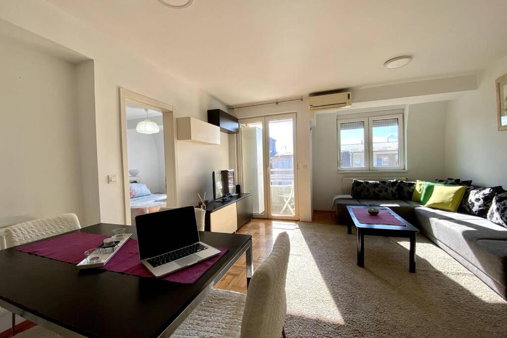 Matea'S Appartment 800 M To Center Free Parking Üsküp Dış mekan fotoğraf